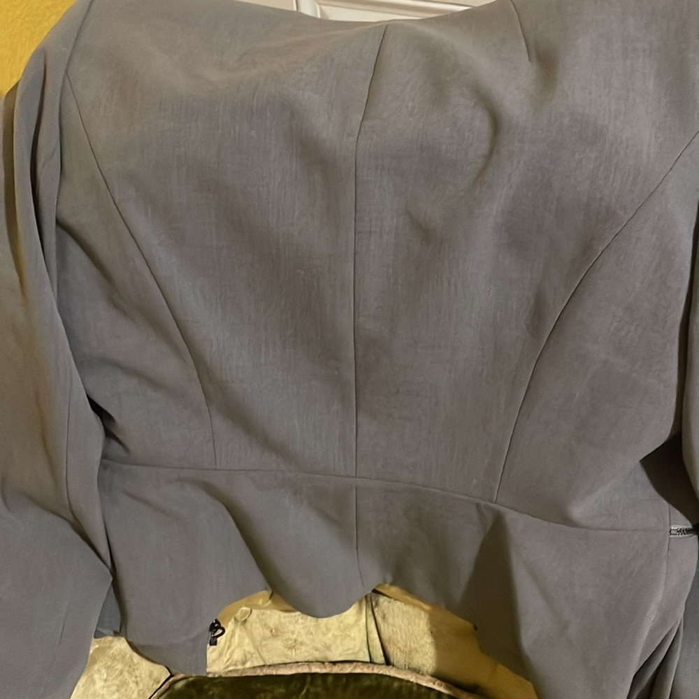 Suit Jacket - Picture 4 of 4